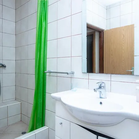 With Parking Space Pirovac, Sibenik - 22567 Appartement