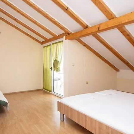 With Parking Space Pirovac, Sibenik - 22567 *