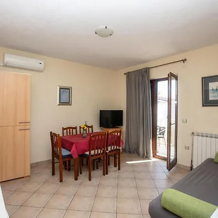 With Parking Space Pirovac, Sibenik - 22567 * Pirovac