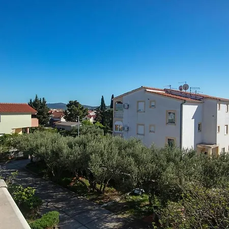 With Parking Space Pirovac, Sibenik - 22567 * Pirovac