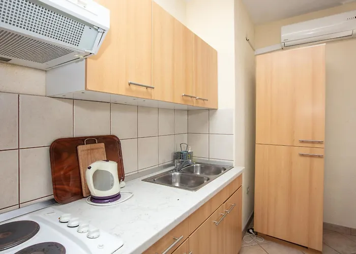 With Parking Space Pirovac, Sibenik - 22567 פירובאץ