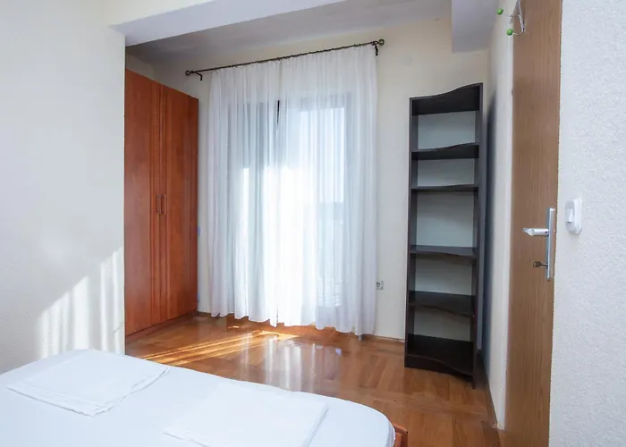 דירה With Parking Space Pirovac, Sibenik - 22567 *