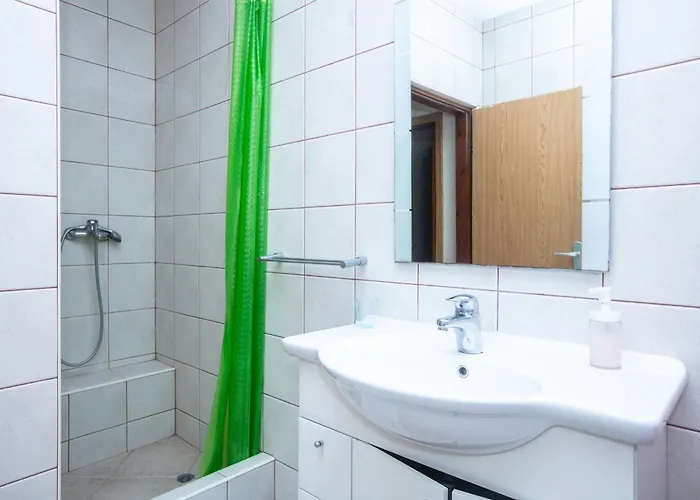 With Parking Space Pirovac, Sibenik - 22567 דירה