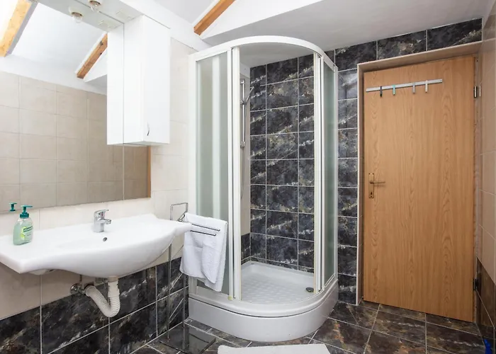 With Parking Space Pirovac, Sibenik - 22567 * פירובאץ