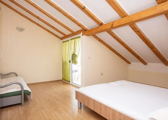 With Parking Space Pirovac, Sibenik - 22567 *