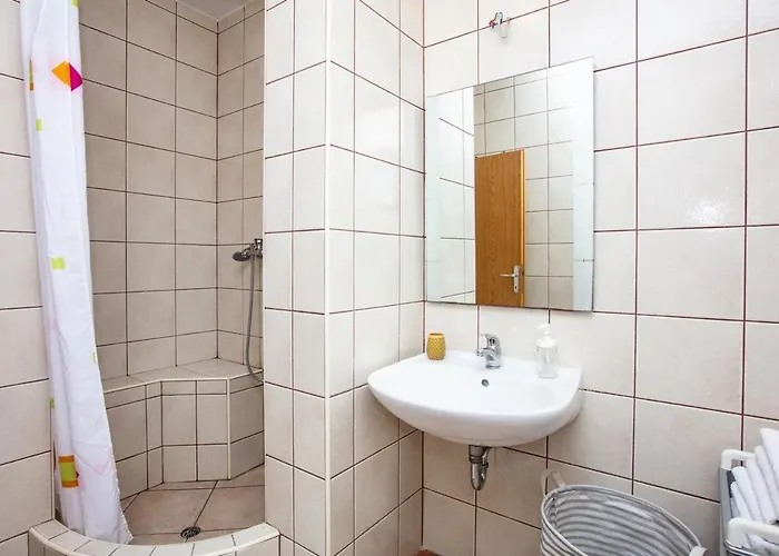 דירה With Parking Space Pirovac, Sibenik - 22567 *