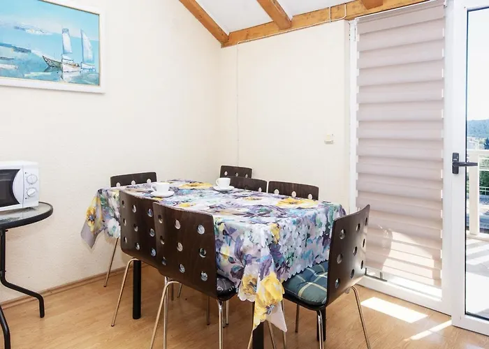 דירה With Parking Space Pirovac, Sibenik - 22567 פירובאץ