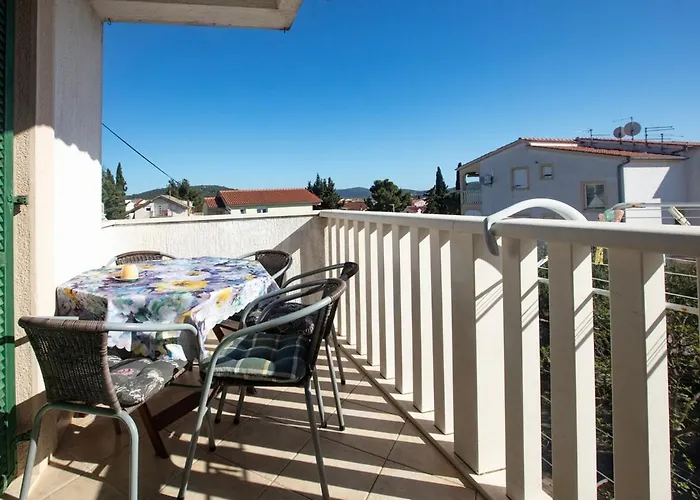 With Parking Space Pirovac, Sibenik - 22567 דירה