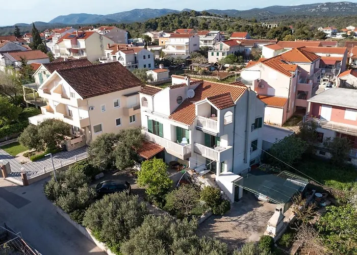 With Parking Space Pirovac, Sibenik - 22567 * פירובאץ